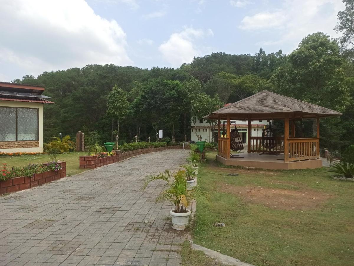 Ri Shat Sngi Orchid Resort By World Choice Shillong Exterior photo